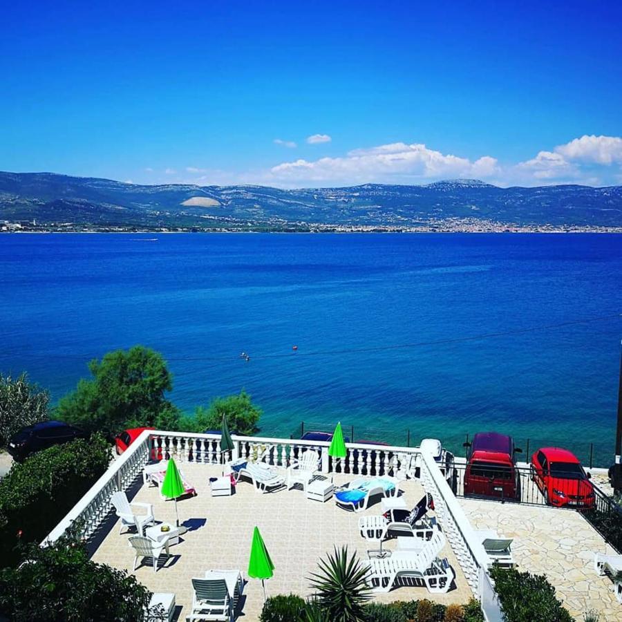 Villa Fjaba - By The Sea - With The Big Terraces & Great Sea View تروغير المظهر الخارجي الصورة
