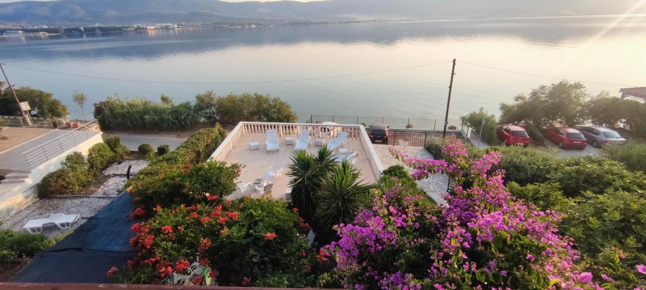 Villa Fjaba - By The Sea - With The Big Terraces & Great Sea View تروغير المظهر الخارجي الصورة