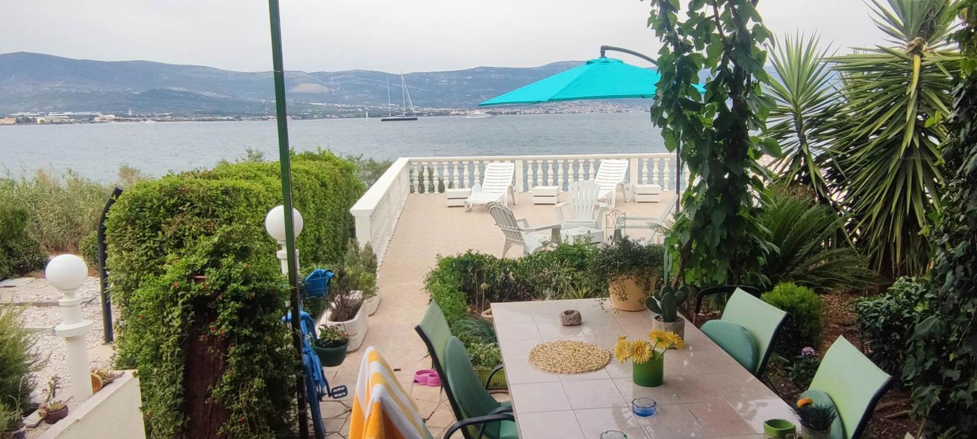 Villa Fjaba - By The Sea - With The Big Terraces & Great Sea View تروغير المظهر الخارجي الصورة
